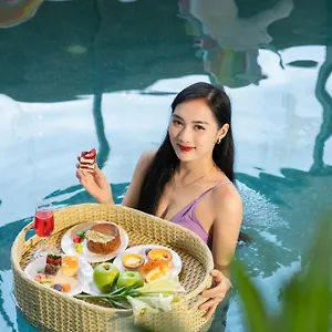 Nostalgia Boutique 4* Đà Nẵng